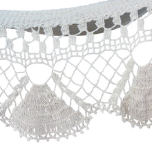 Crocheted fringe on the Cabarita white hammock with spreader bars